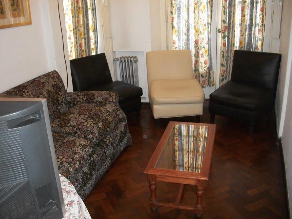 King's Hotel 2*
