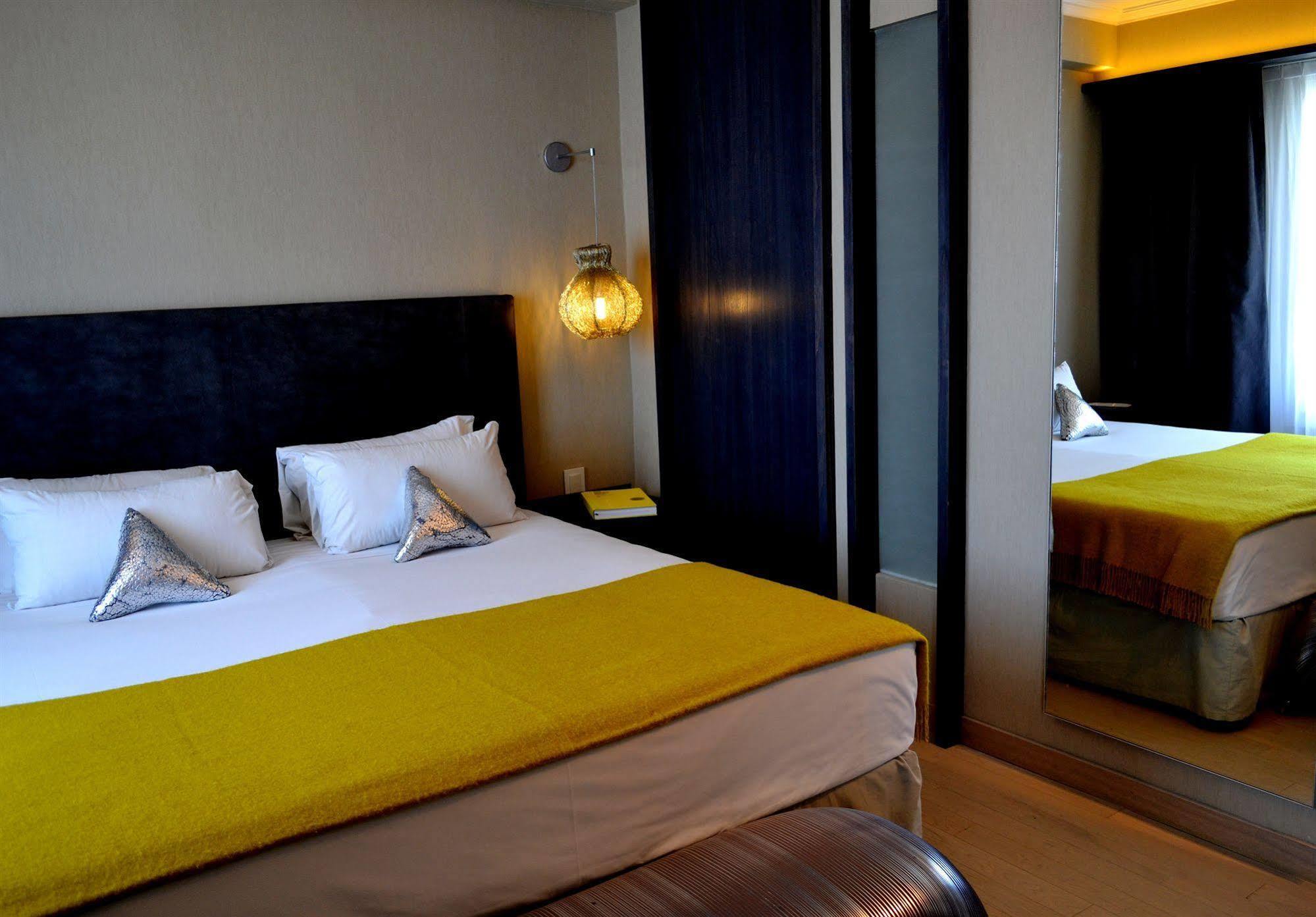 Esplendor Plaza Francia Hotel
