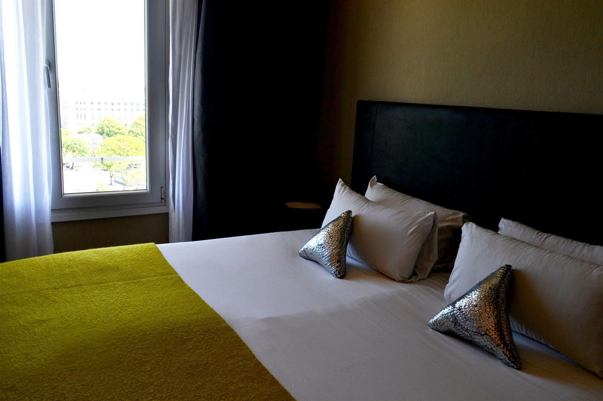 Hotel Esplendor Plaza Francia 4*