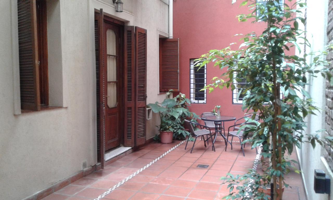 Blue House Apartment