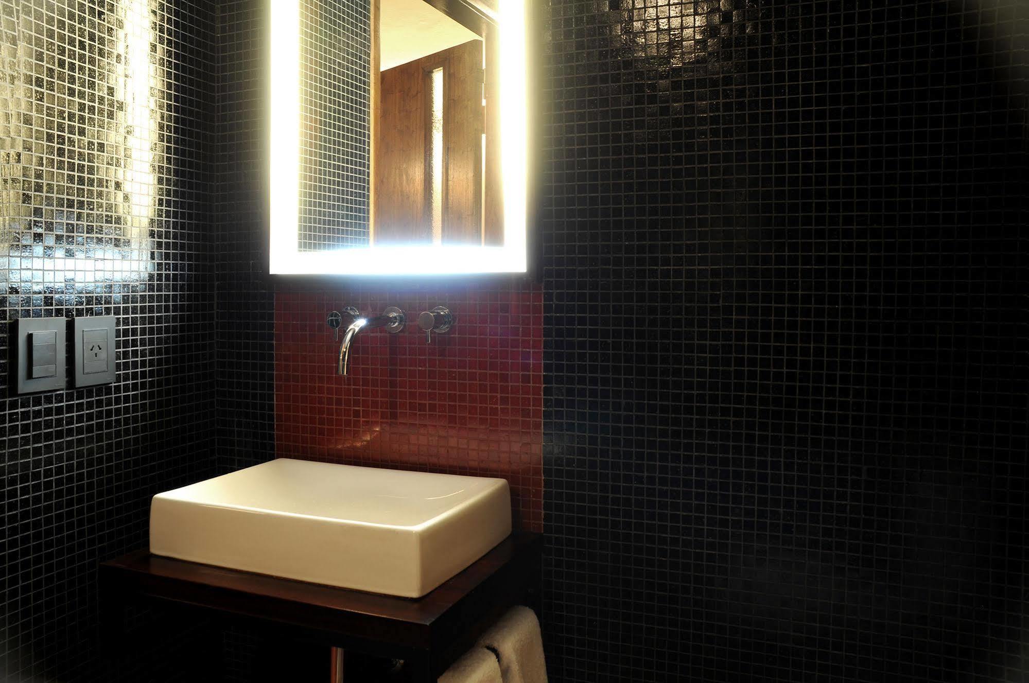 Babel Boutique Hotel 3*