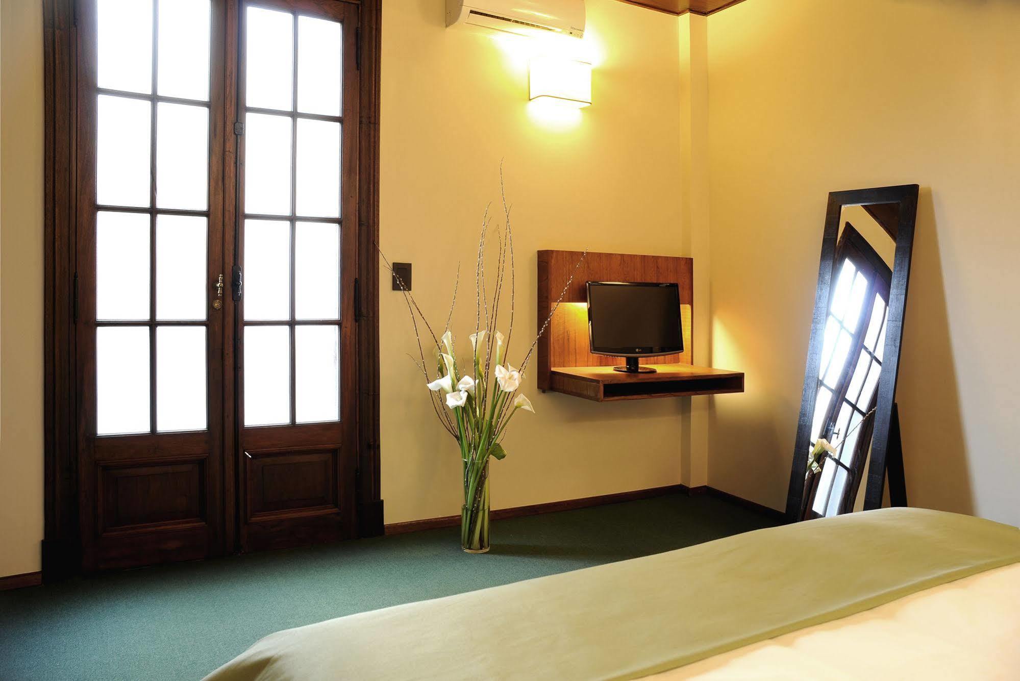 Babel Boutique Hotel 3*