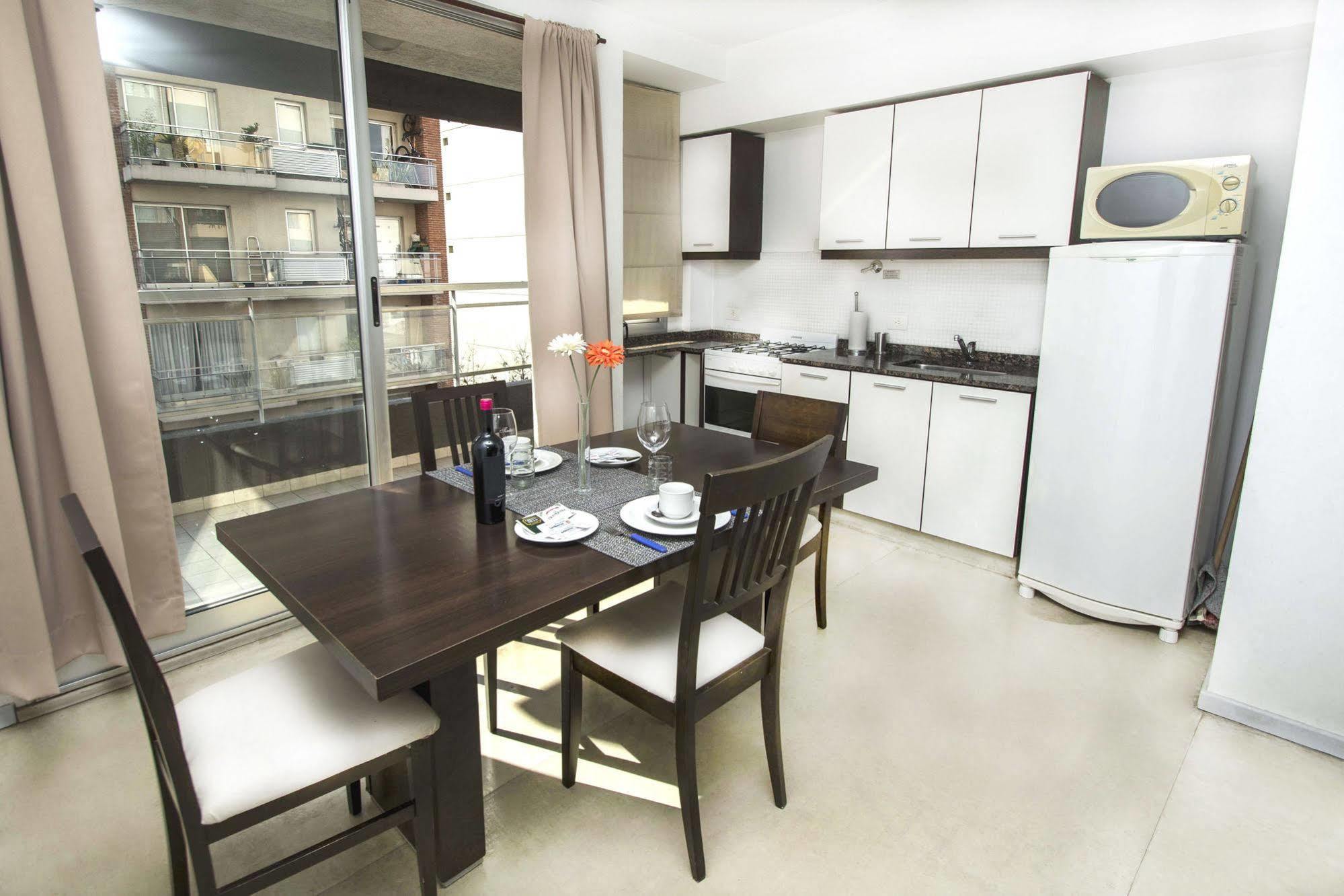 Atenea & Apartment *