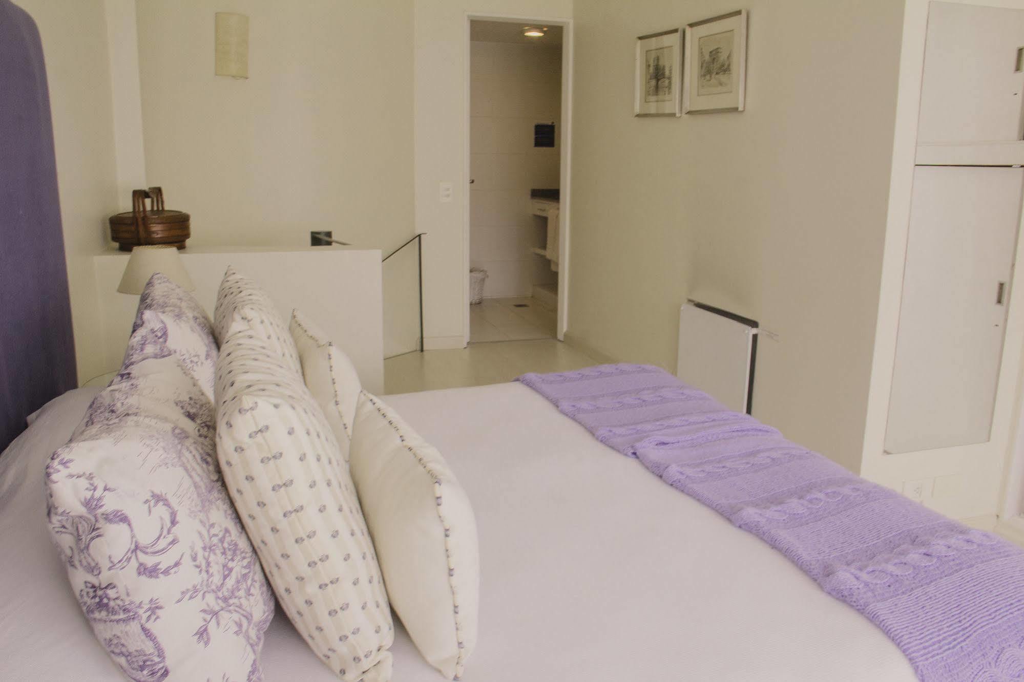 Rent In Apartment *