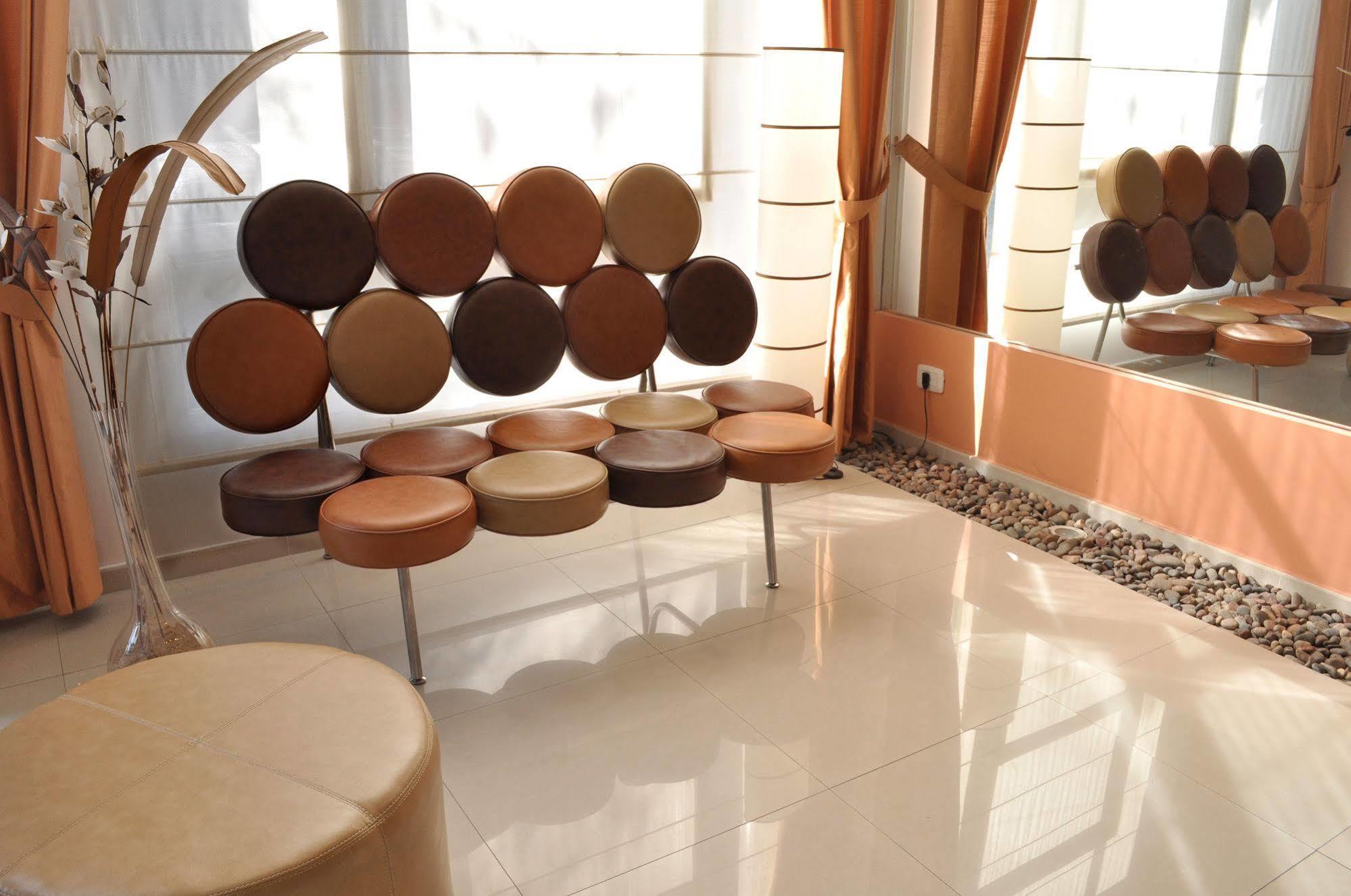 Cimma Apartahotel