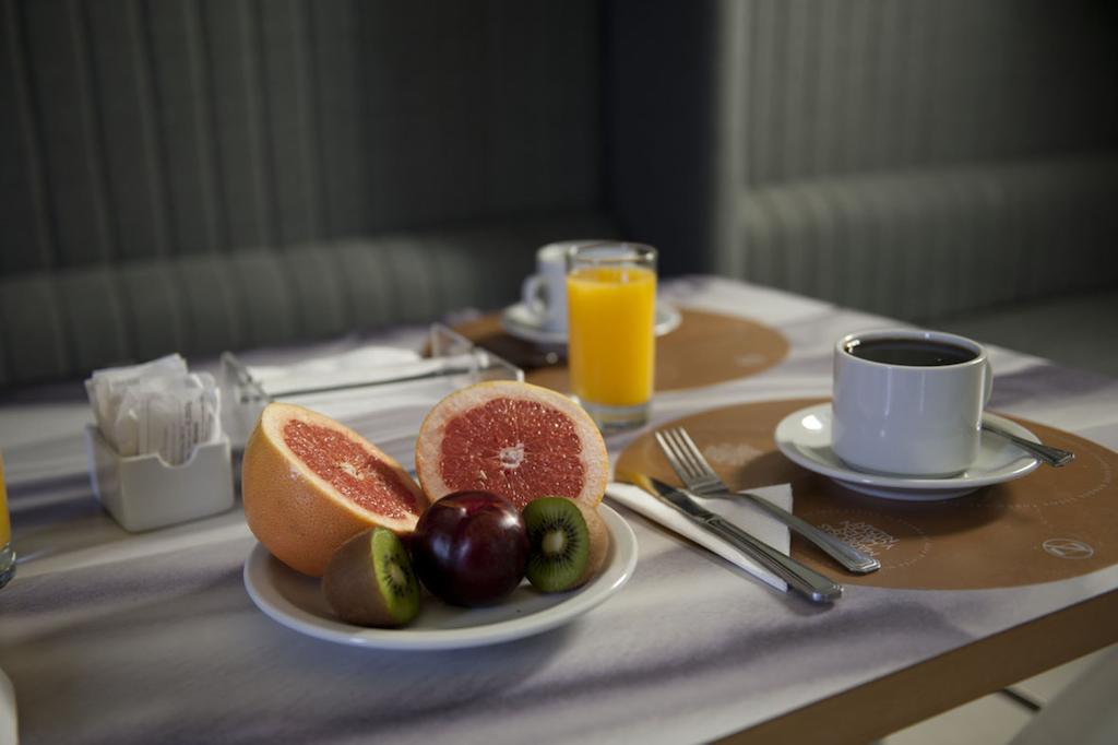 Dazzler By Wyndham Recoleta Hotel Buenos Aires