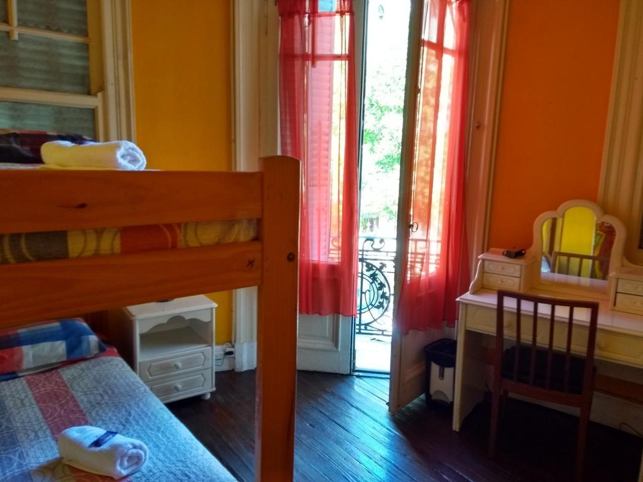 Hostel Estoril *