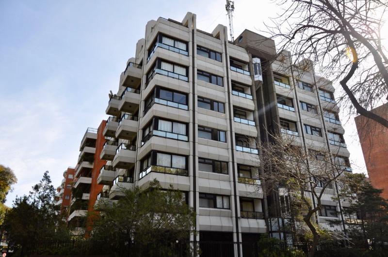 Golf Tower &