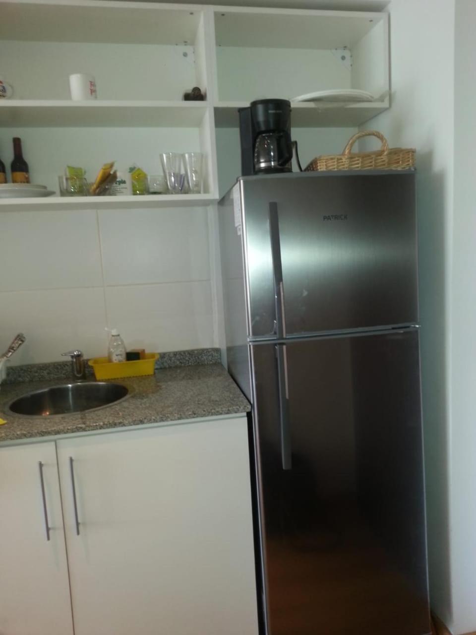 Direccion : Bernardo De Irigoyen 630 *