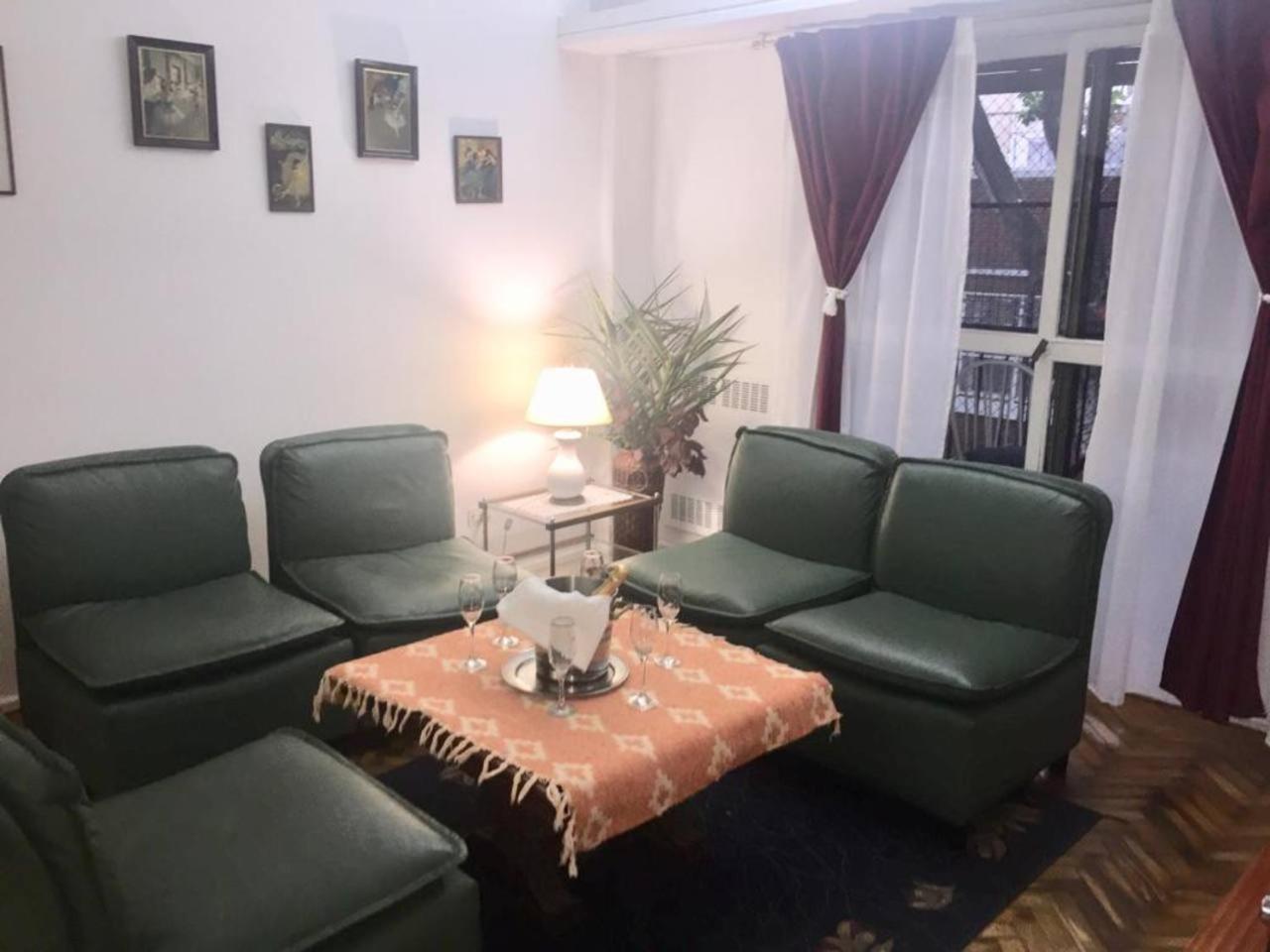 Apartment Confortable Dpto ,100 M2, Cochera En El Edificio Gratis , Balcon Grande A La Calle, Cerca Movistar Arena *