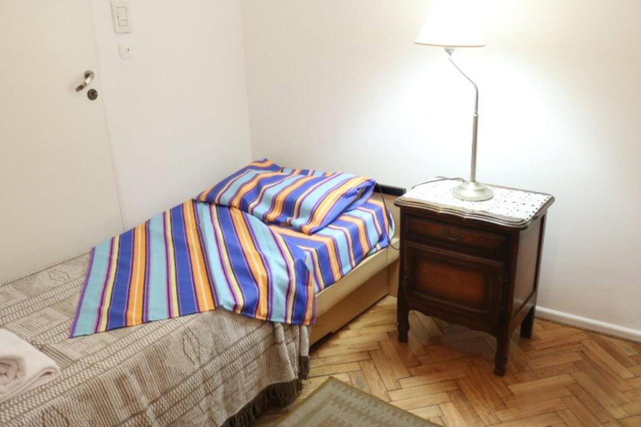 Confortable Dpto ,100 M2, Cochera En El Edificio Gratis , Balcon Grande A La Calle, Cerca Movistar Arena *