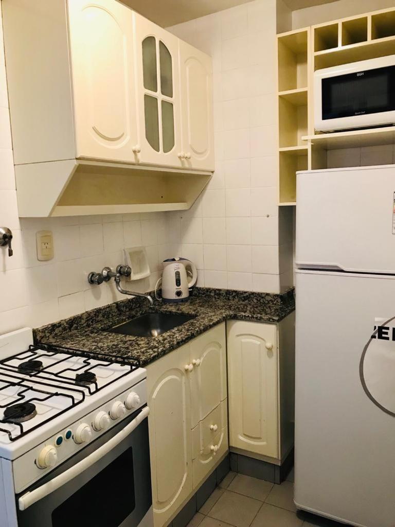 Arenales 1238