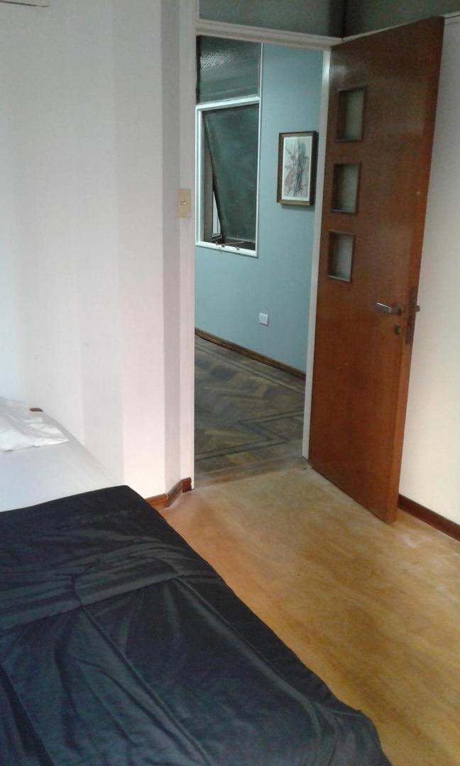 In Av Callao 531 Apartment *