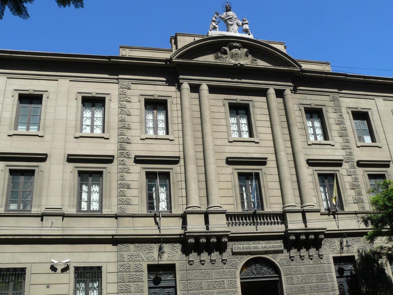 In Av Callao 531 Buenos Aires