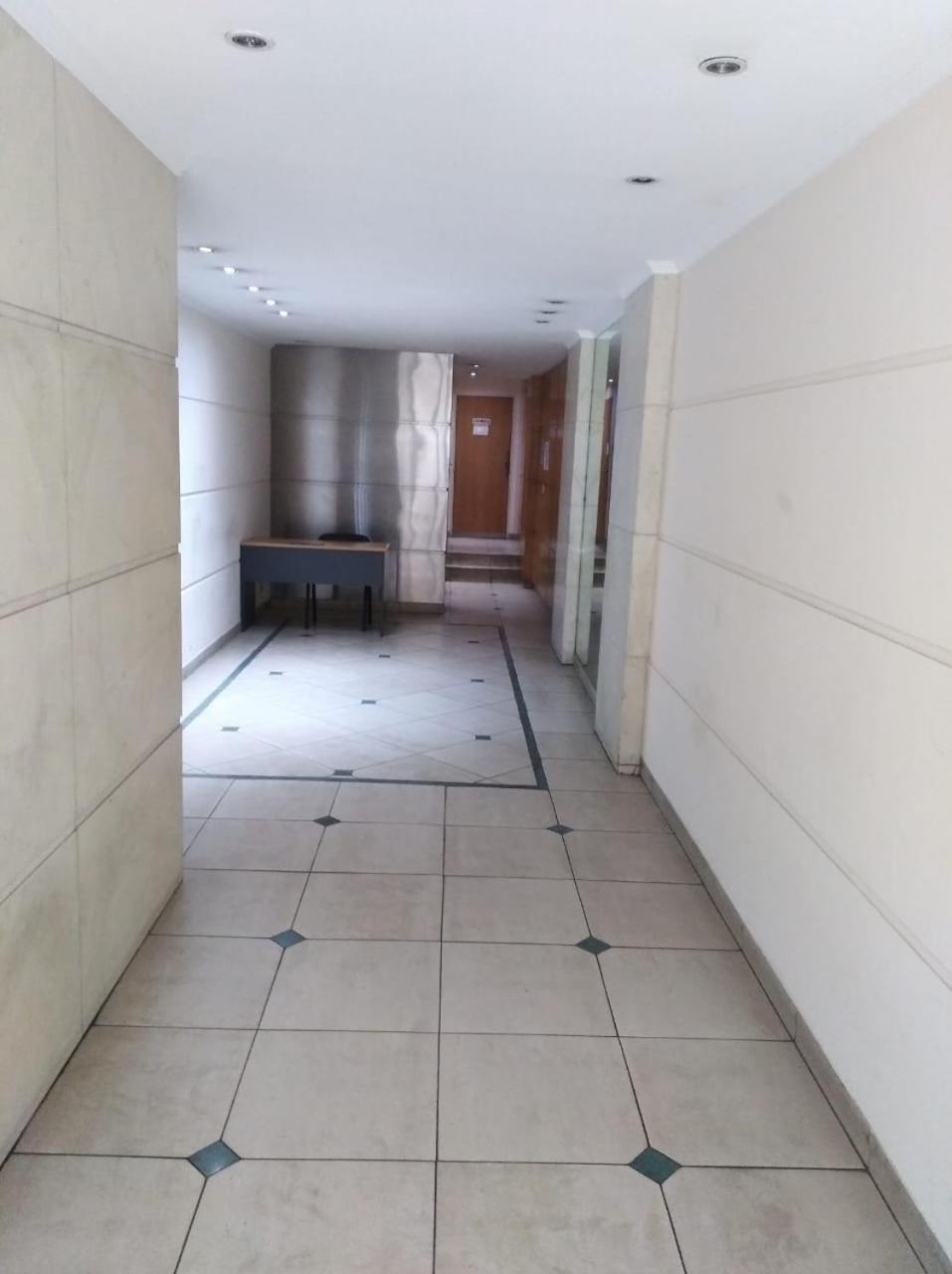 Apartment Confortable Dpto ,100 M2, Cochera En El Edificio Gratis , Balcon Grande A La Calle, Cerca Movistar Arena Buenos Aires