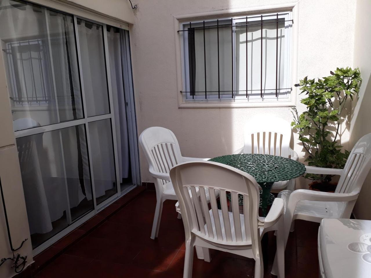 Devoto Apartment *