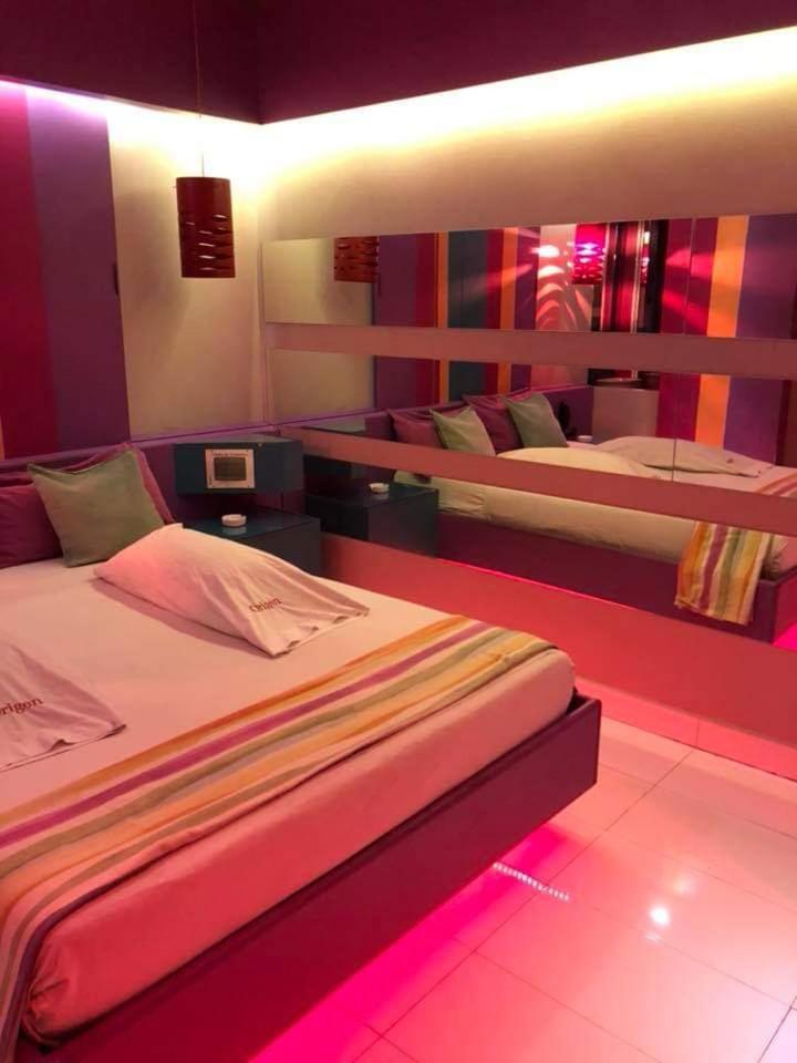 Love hotel Origen -motel- (adults Only) 2*