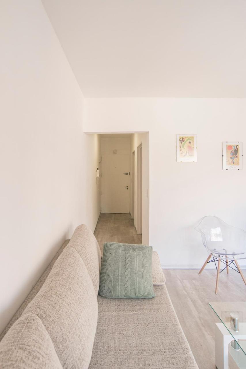 Ramirez De Velasco 631 3 Pax Crespo Apartment