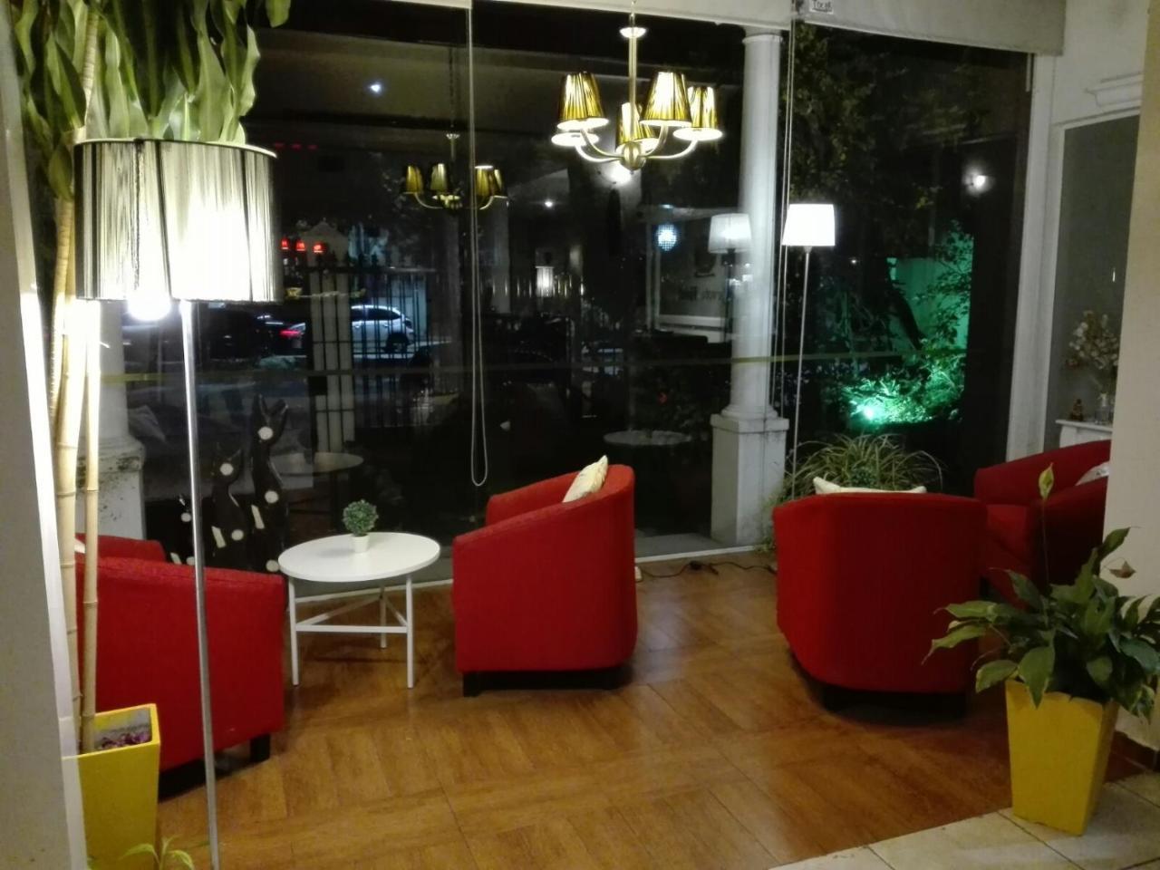Devoto Hotel 3*