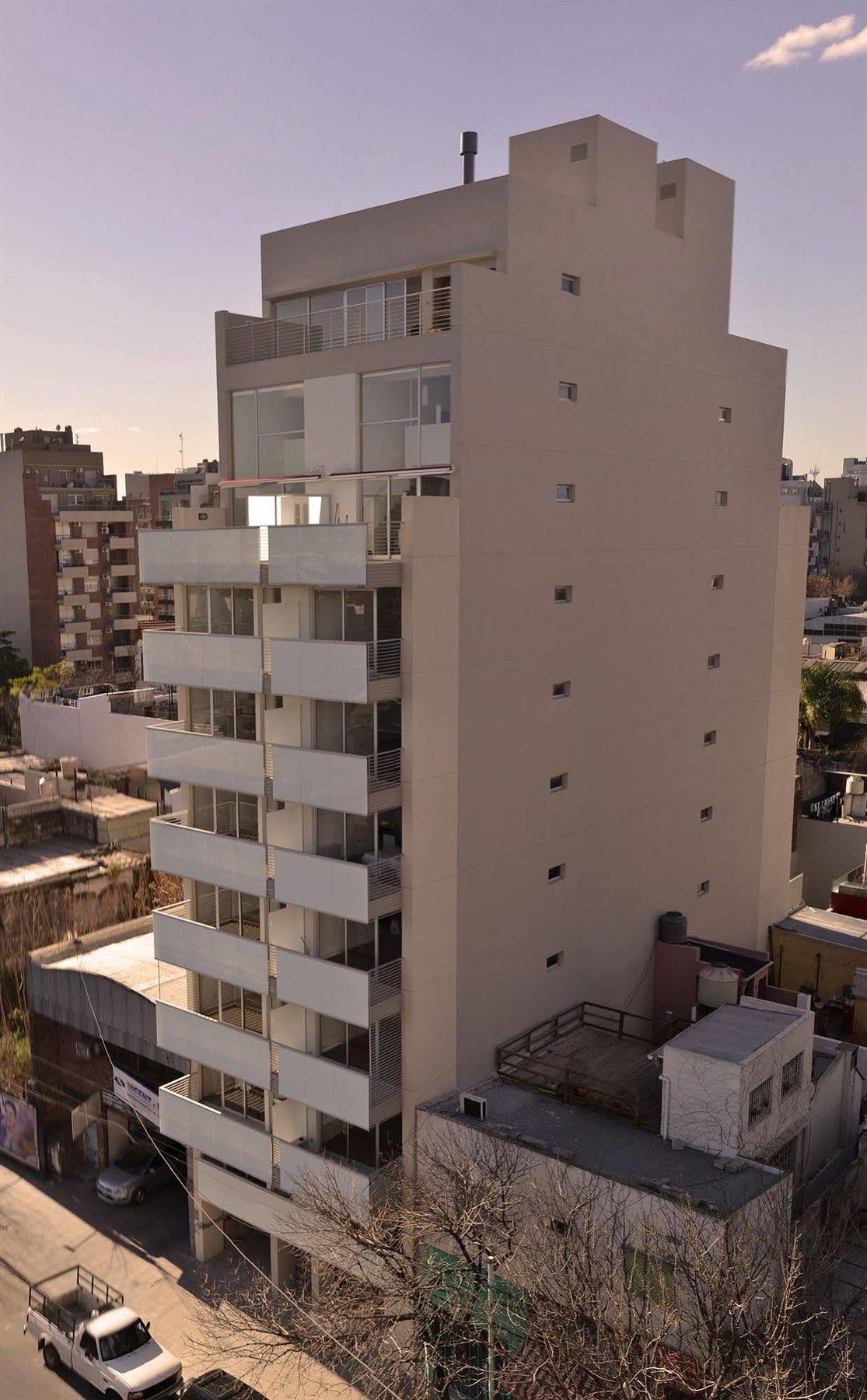 Niceto Flats