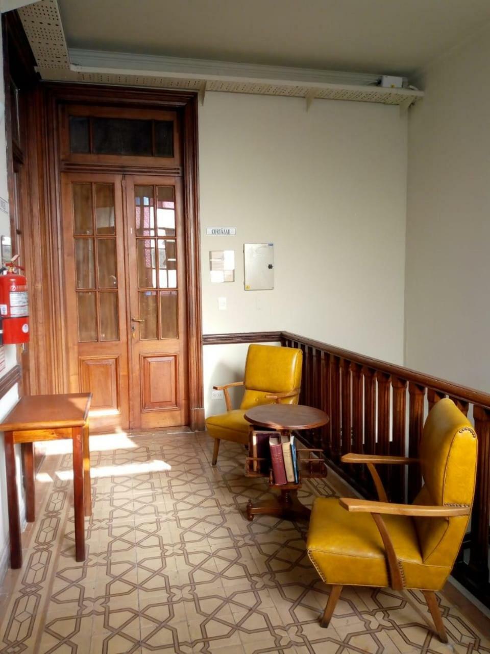 Hotel Bar De Fondo