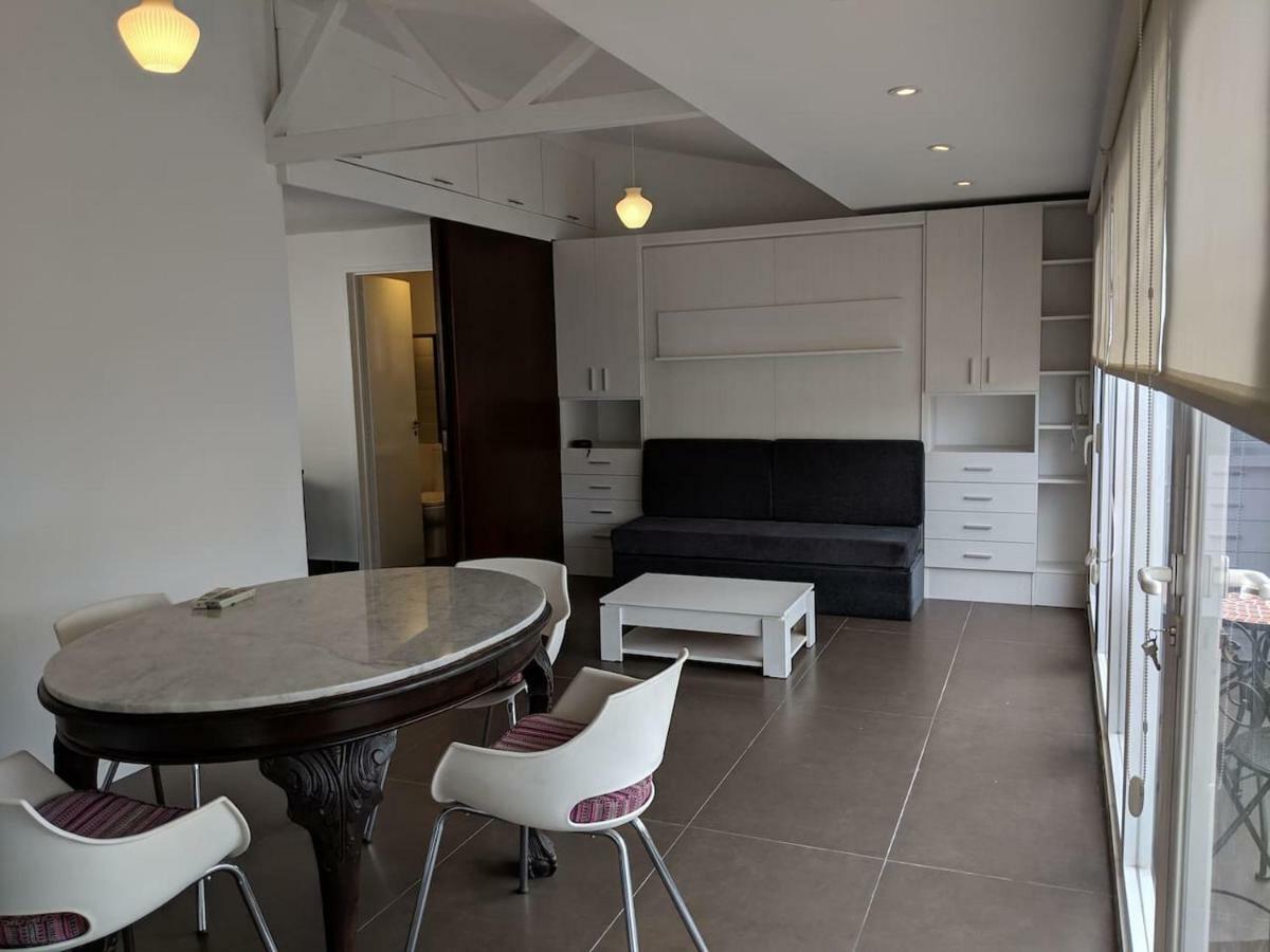 Suipacha 588 Apartamento *