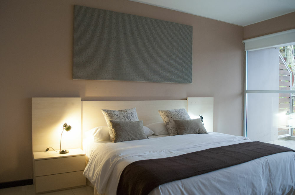 Feel Hotel 3*