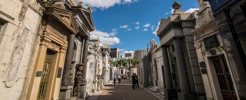 En Recoleta Y Con Jardin *