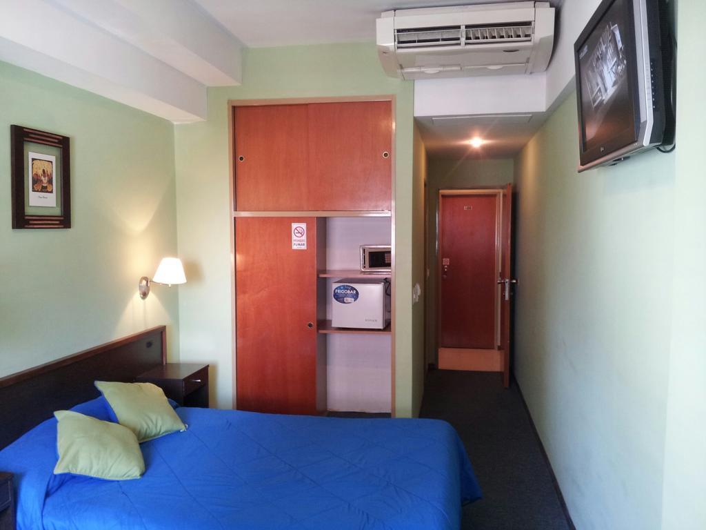 Hotel Carrara 2*