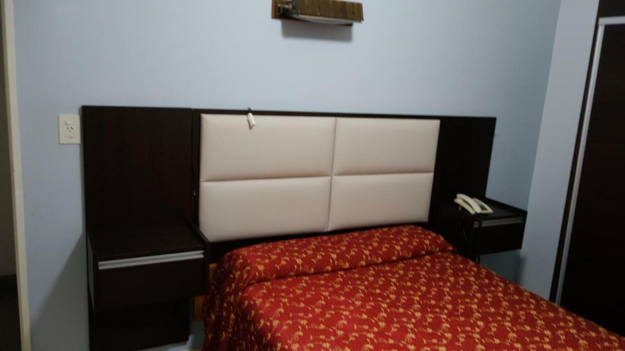 Hotel Key's