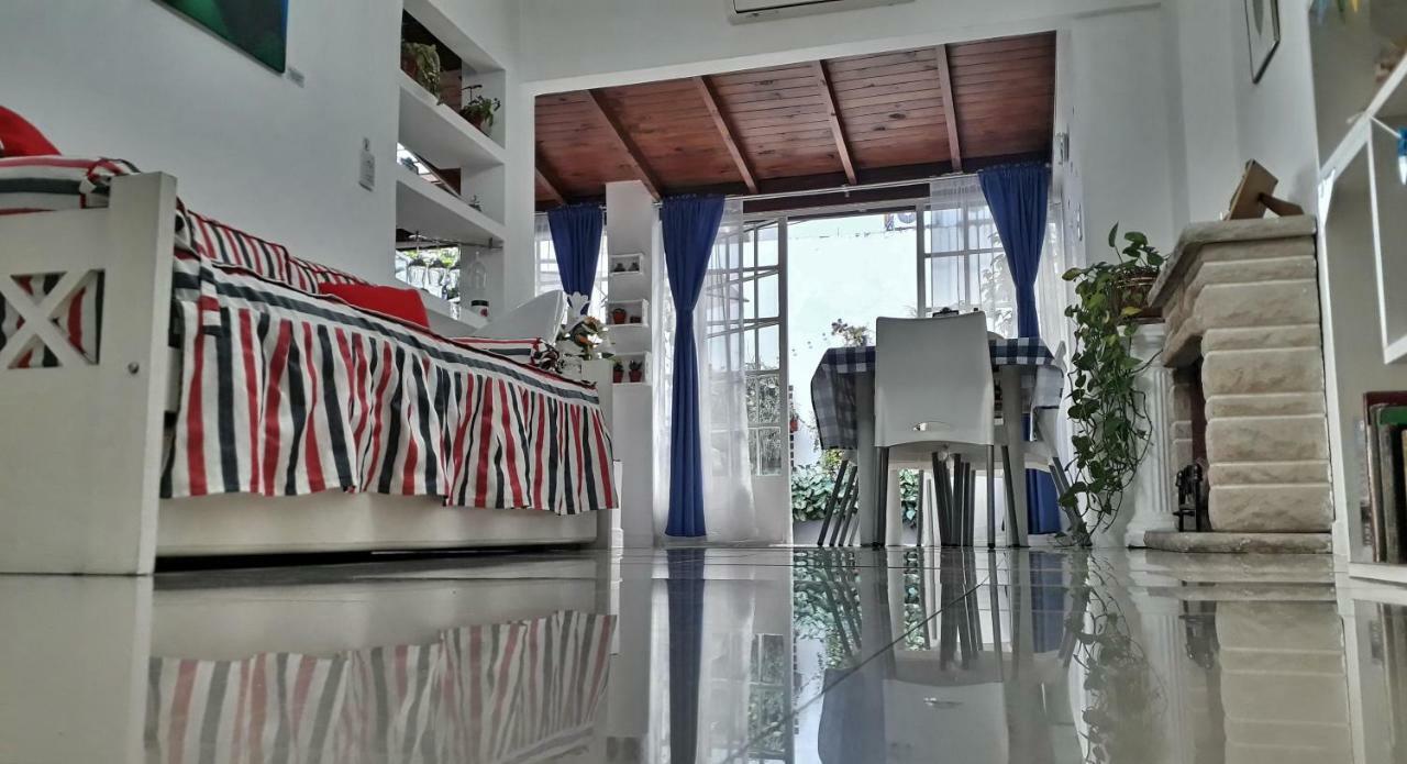 La Casita De Las Superguias Apartment