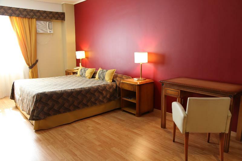 Tritone Hotel 3*