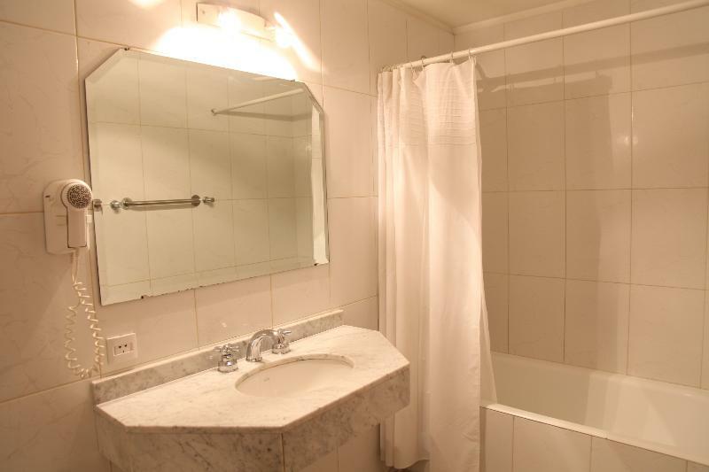 Hotel Tritone