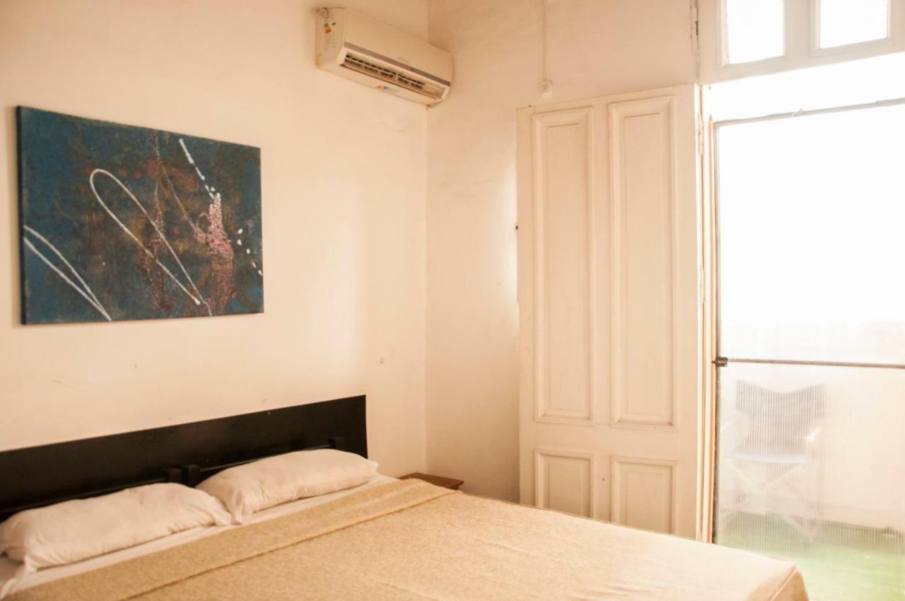 Hostel Ideal Center *