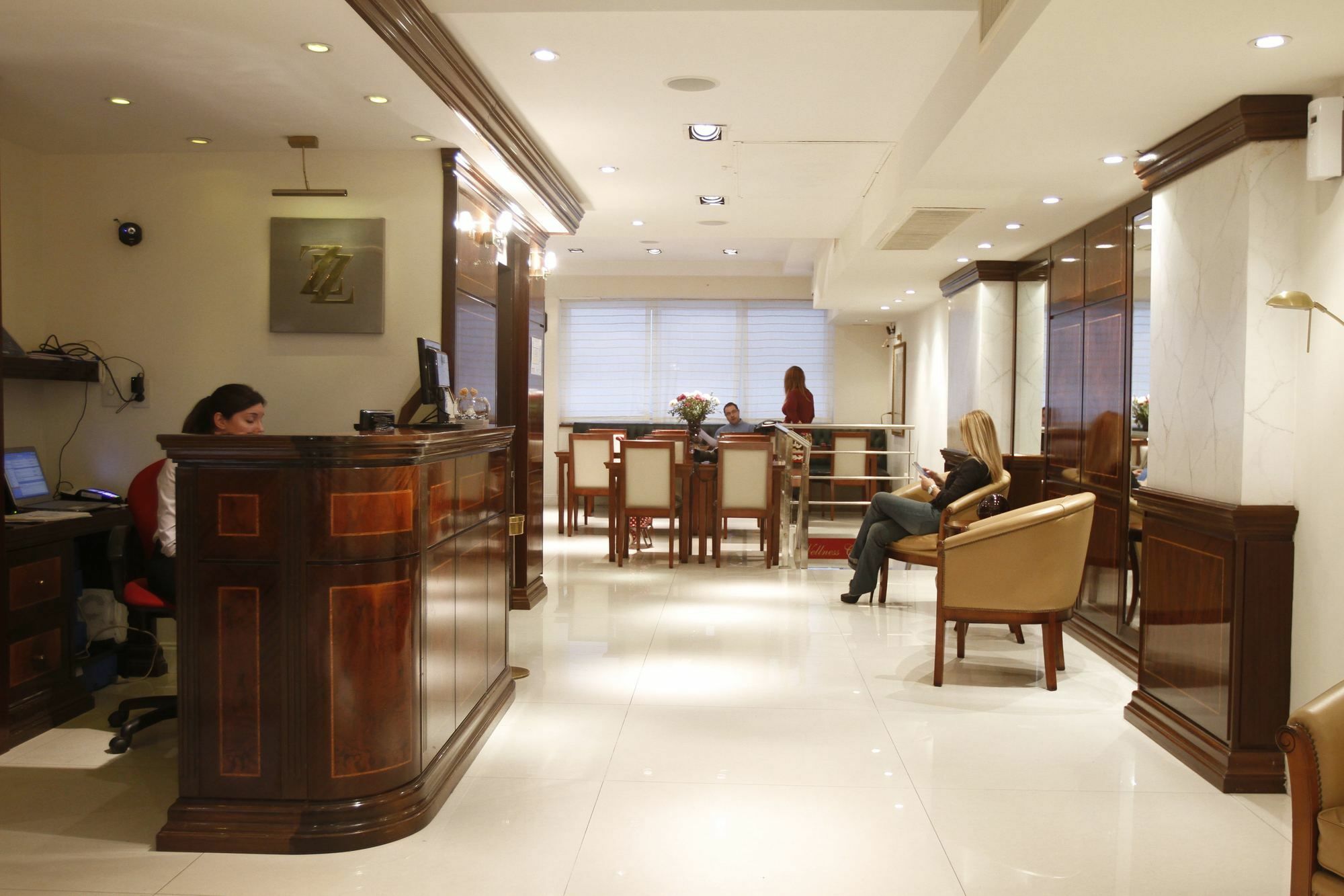 Alta Piazza -casa Di Appartamenti- * Buenos Aires