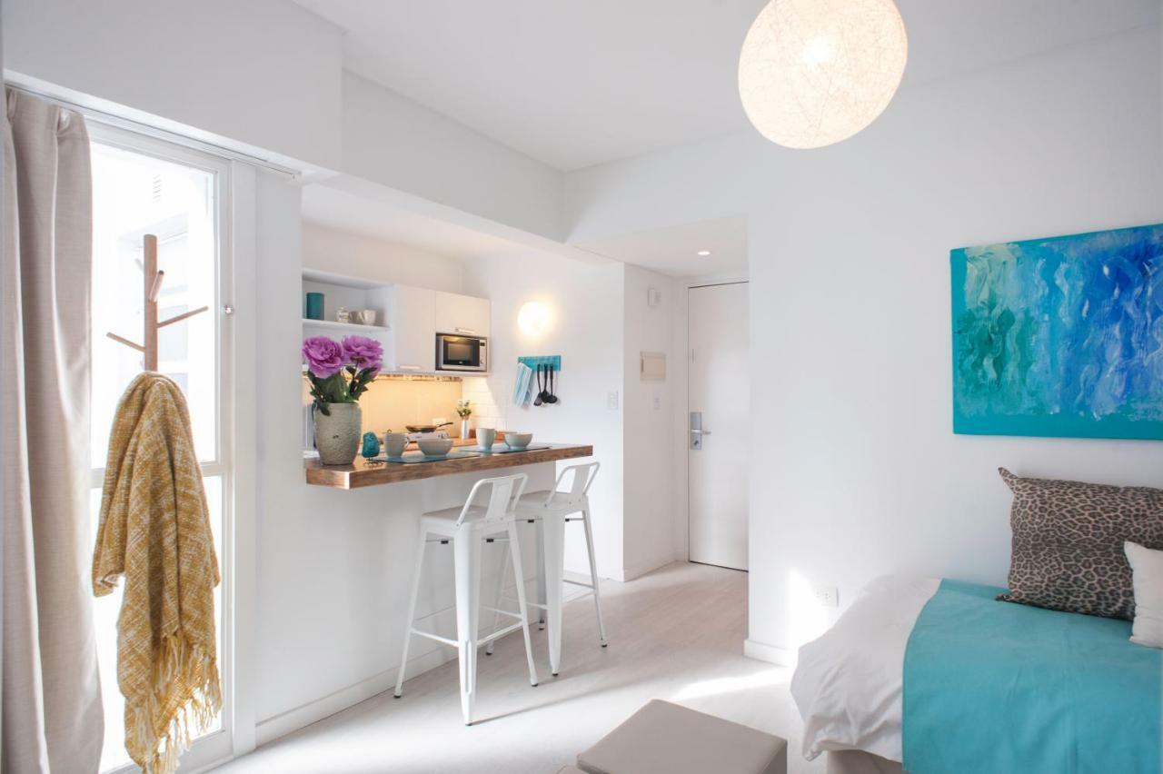 Soho Point 3*