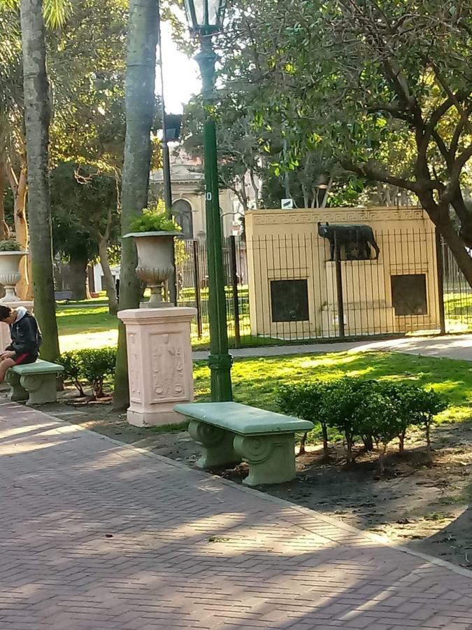 Calido En Parque Lezama *