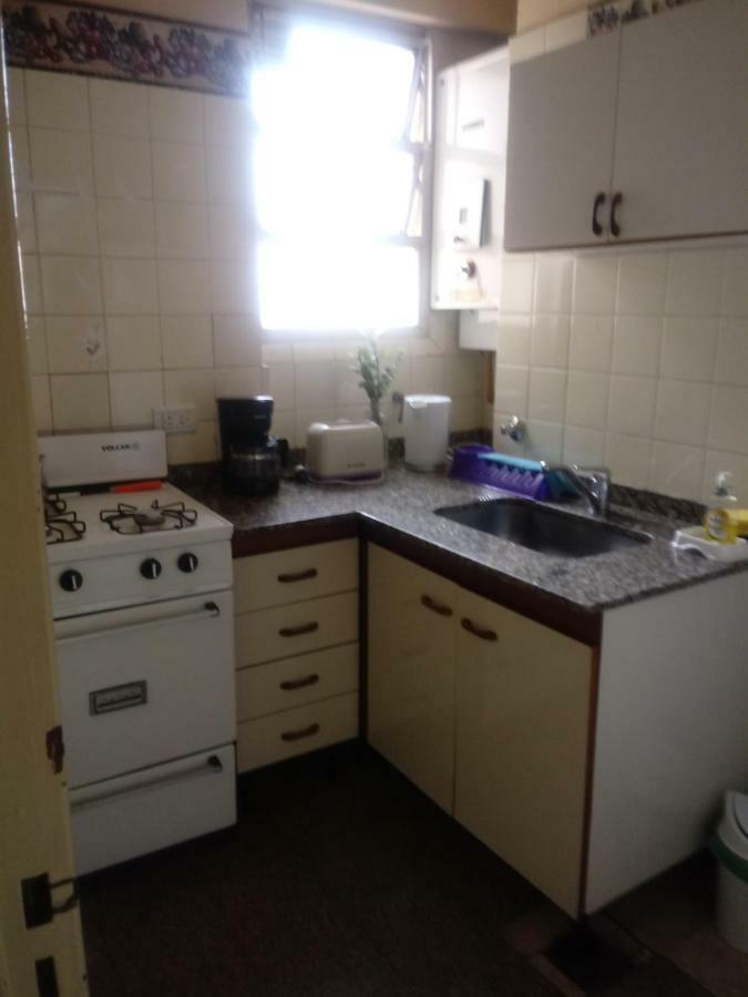Calido En Parque Lezama Apartment *