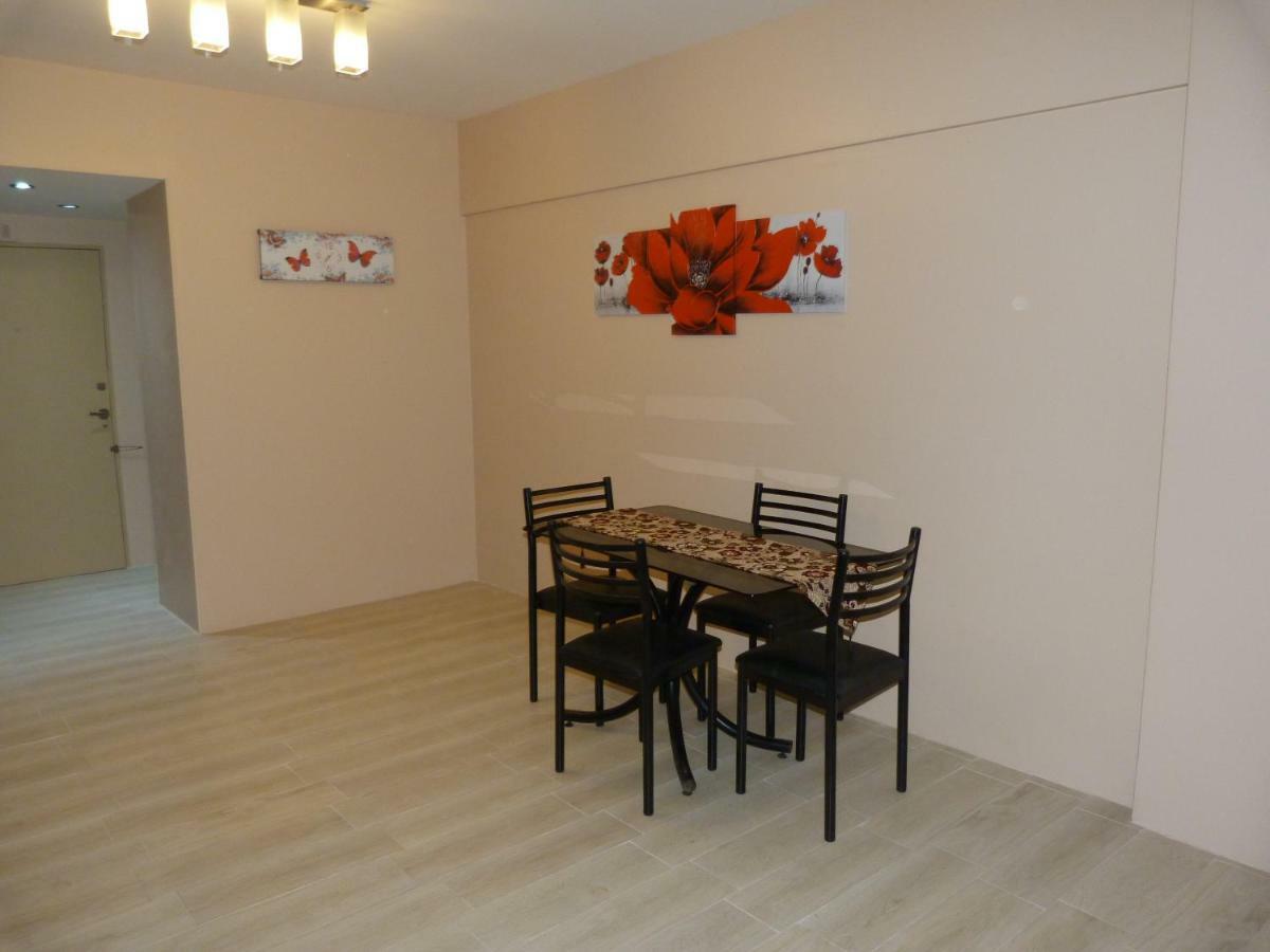 Esmeralda Y Tucuman Apartamento *
