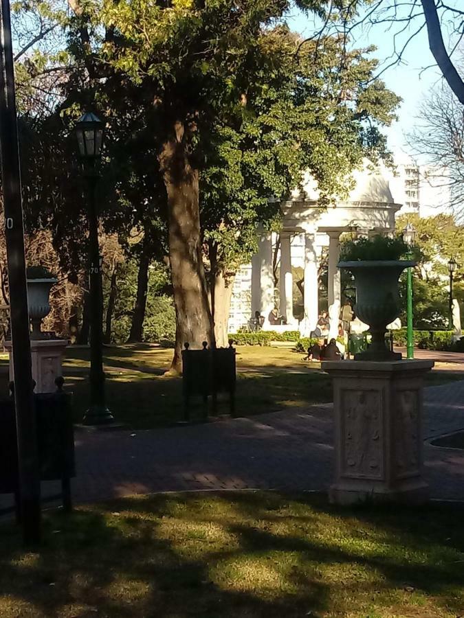 Calido En Parque Lezama *