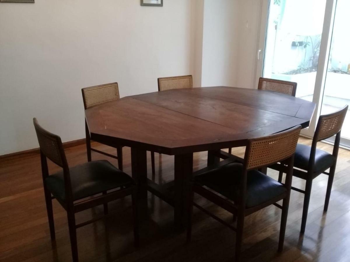 Cabildo Y Juramento Con Parrilla Apartment