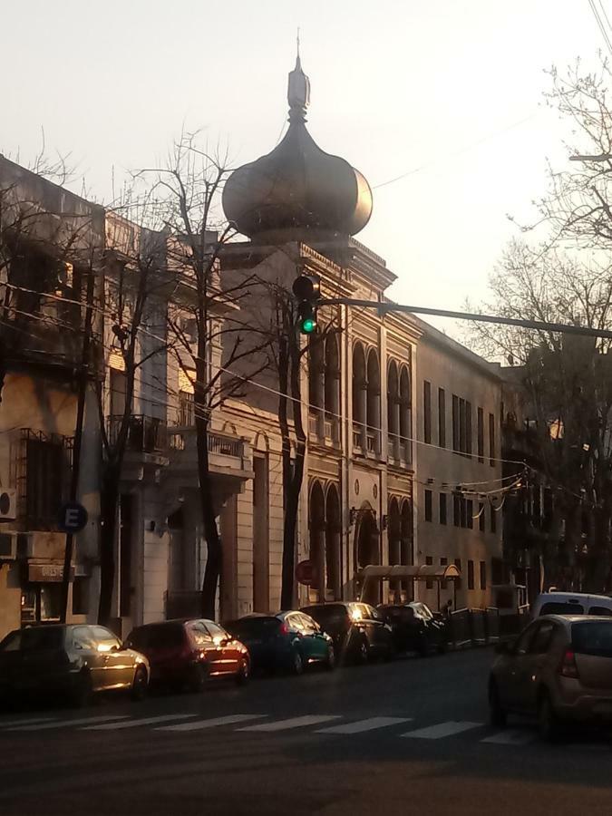 Calido En Parque Lezama Buenos Aires