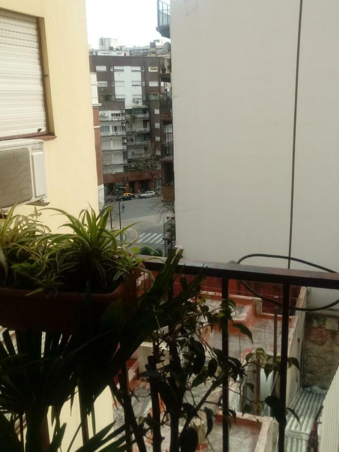 Calido En Parque Lezama Buenos Aires