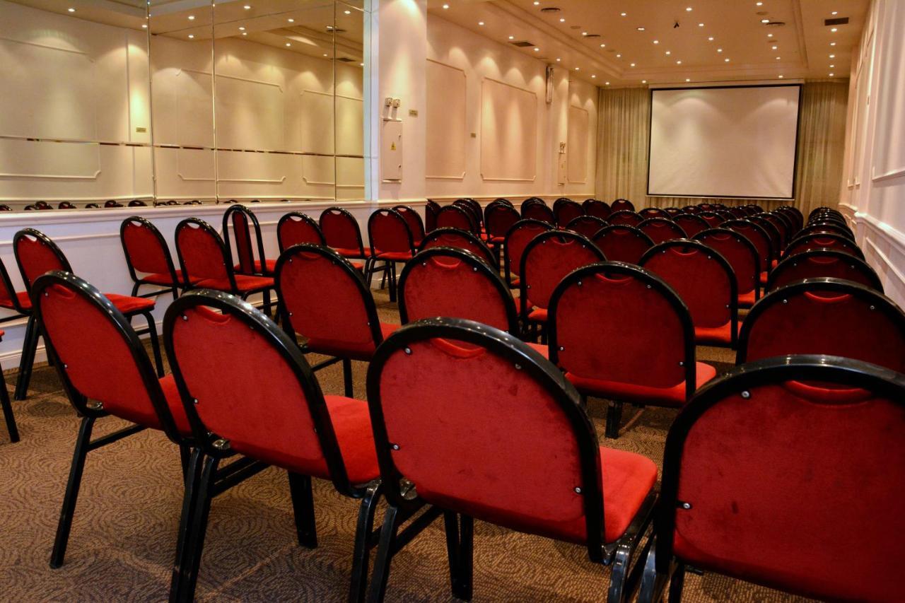 Centuria Hotel
