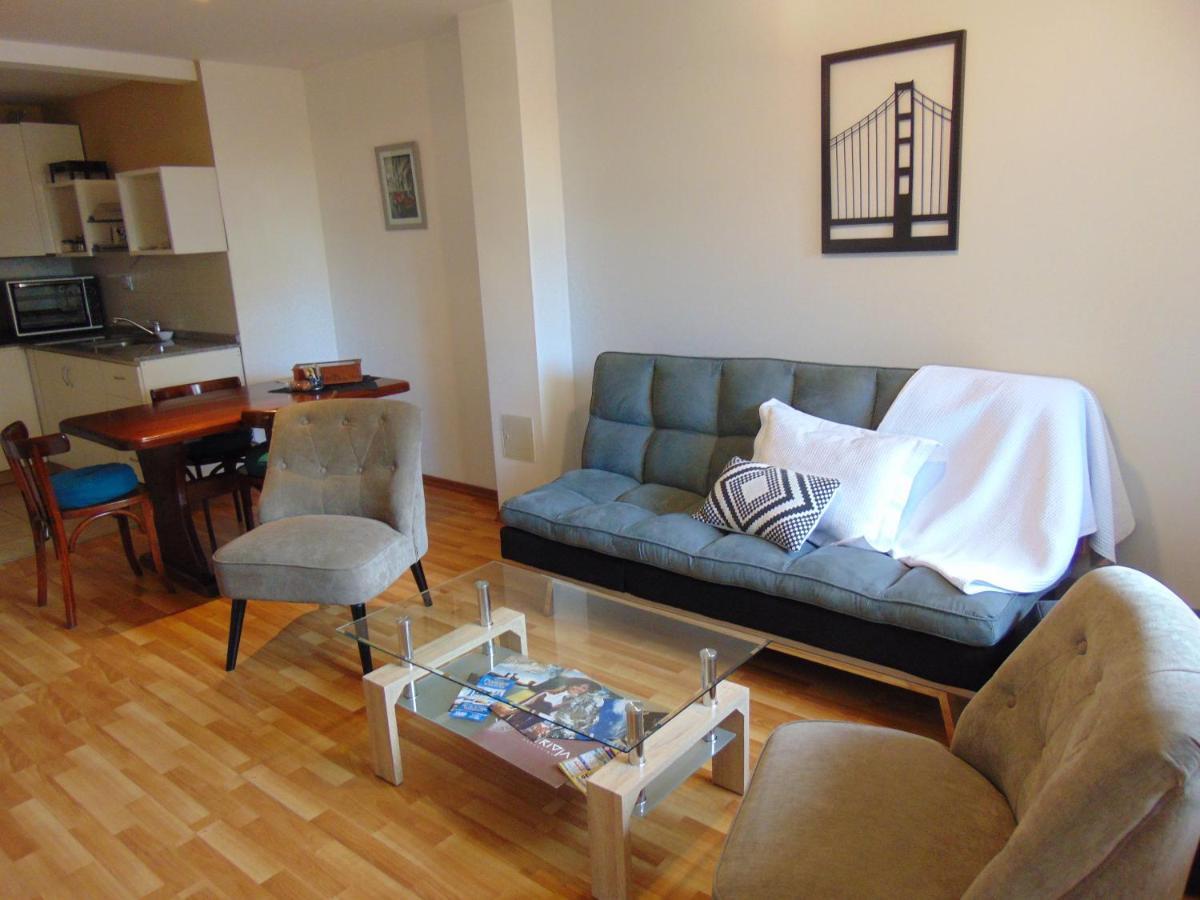 Santa Fe 4950 Apartment *
