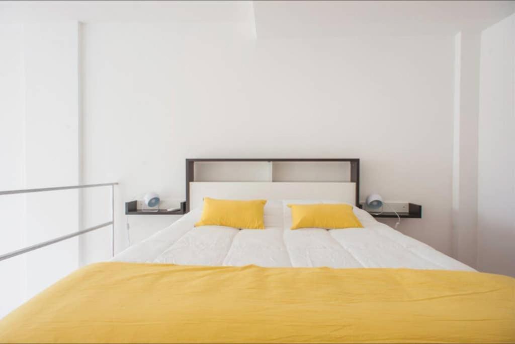 Luminosos Loft En Recoleta 2 Cuadras Del Subte *