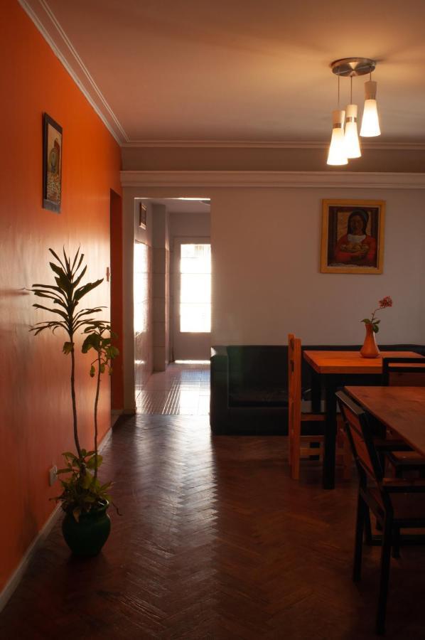 Homestay Casa Borges Adrogue *