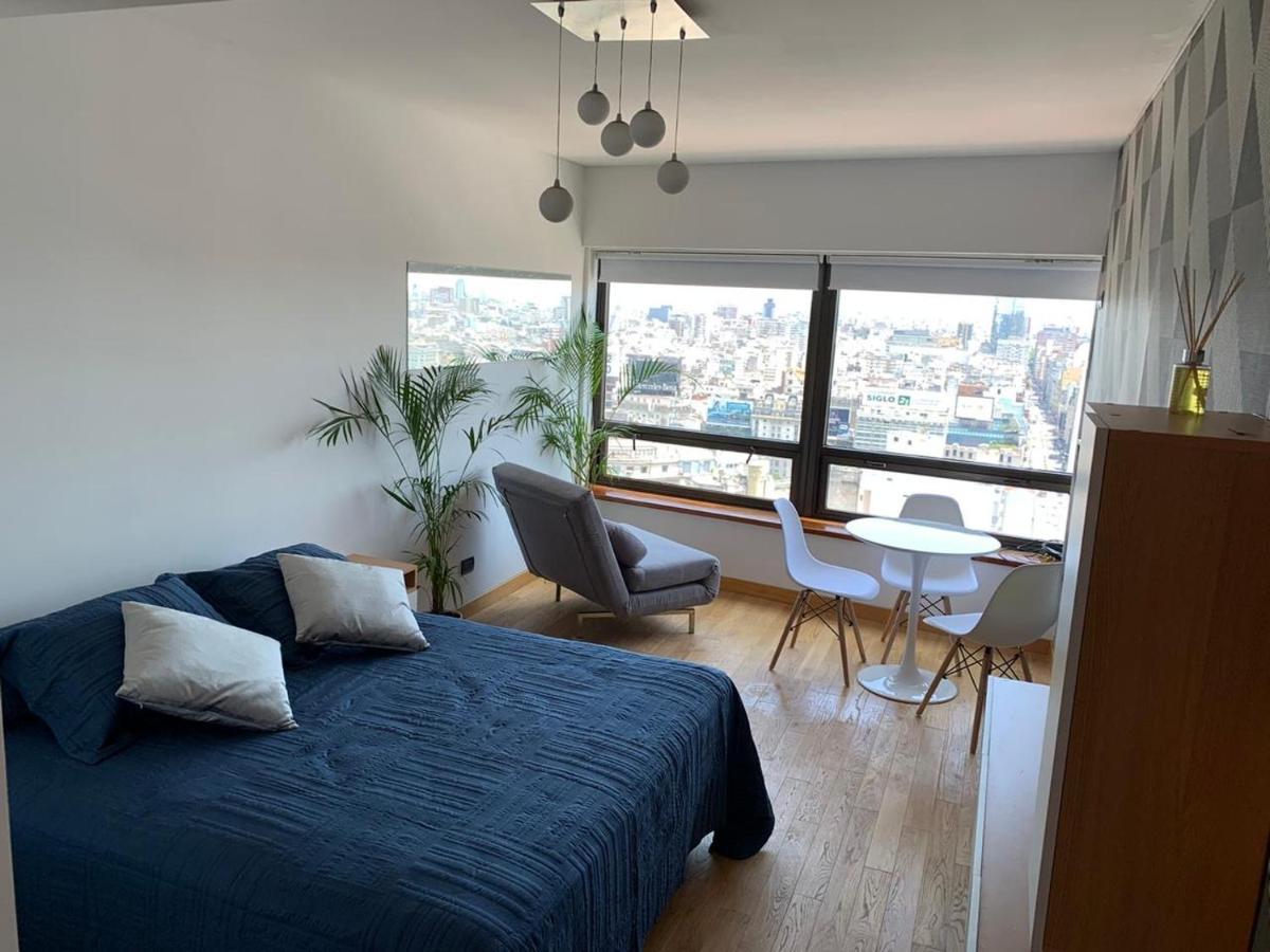 Skyscraper Apartment *