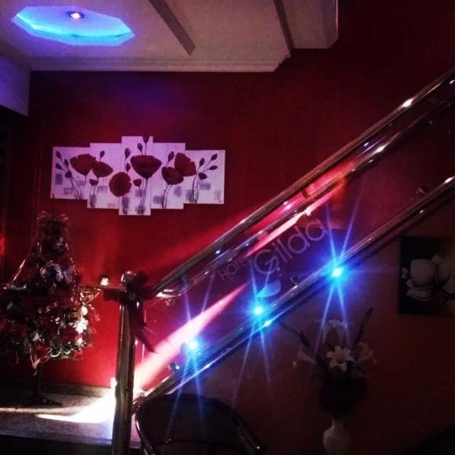 Love hotel Gilda