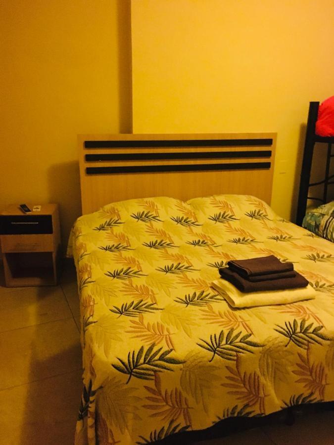 Montecristo Hostel *